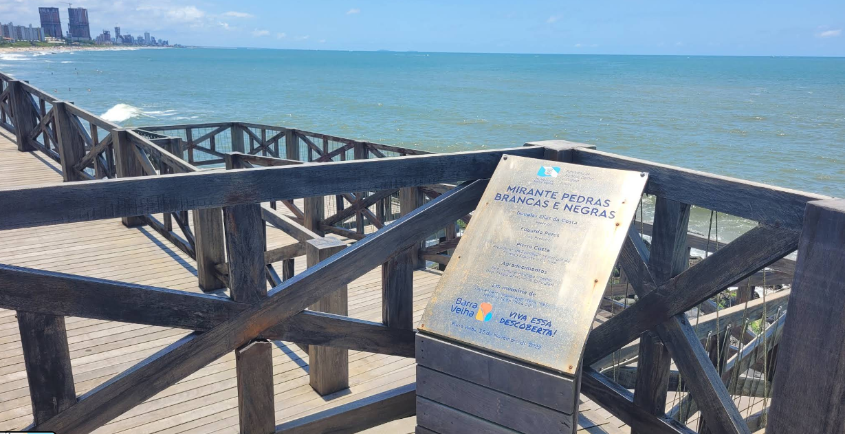 Mirante Pedras Brancas e Negras Barra Velha